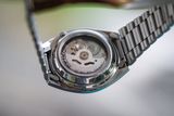 Đồng hồ seiko 5 automatic cũ dây thép SNXS73K1