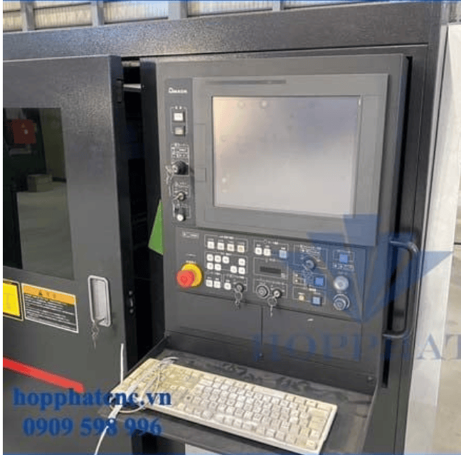  Máy cắt laser fiber Amada LCG3015 AJ 