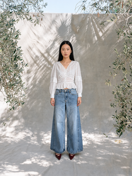 Áo La Muse Top - White Cotton Lace