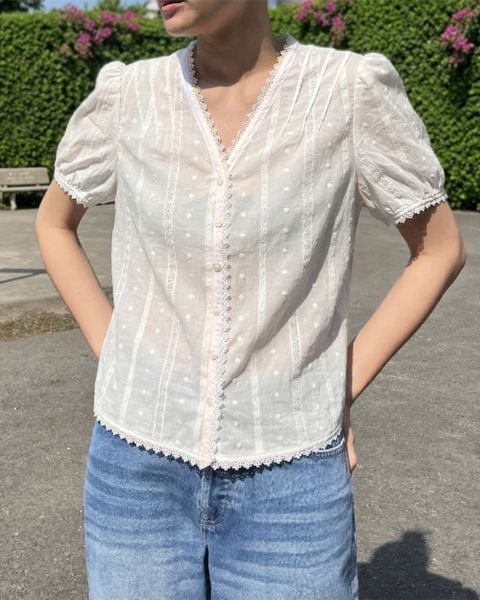 Áo Camille Top - White Cotton Lace