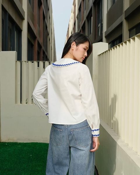 Áo Jessie Shirt - White Blue Zig Zag Lace