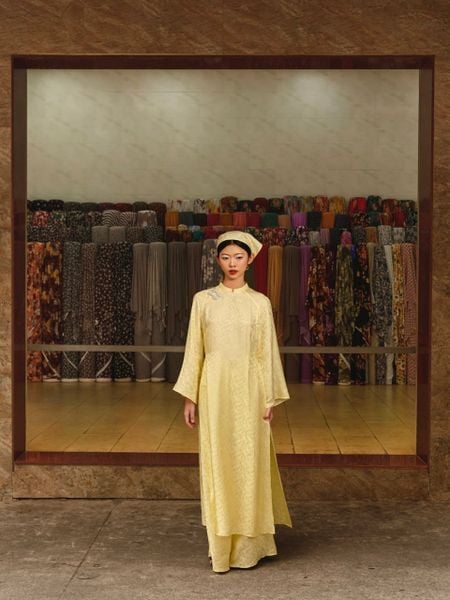 Quần Tơ Tằm Phương Nam - Vàng Ánh Minh