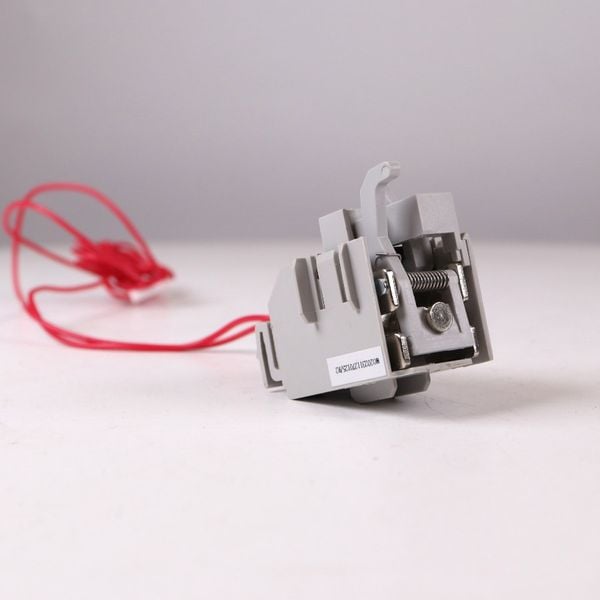 Cuộn cắt AC240V MCCB Panasonic 800A BBS800Q10A8V