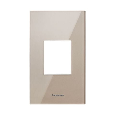 Mặt Acrylic Panasonic WEGH68029C dùng riêng cho ổ đơn 3 chấu