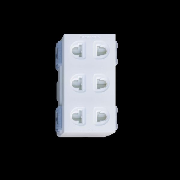 Bộ 3 ổ cắm 2 chấu có màn che Panasonic WEV138307SW (bắt vít)