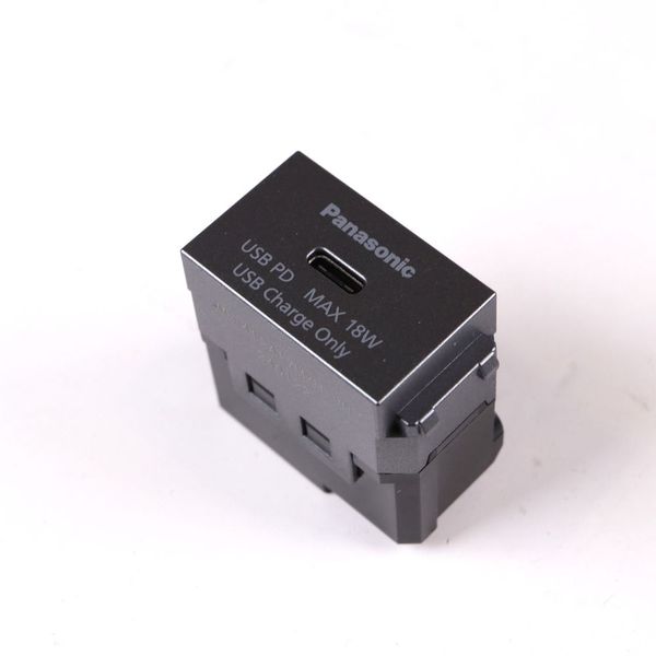Ổ cắm USB Panasonic WEF412417 Type-C PD 18W