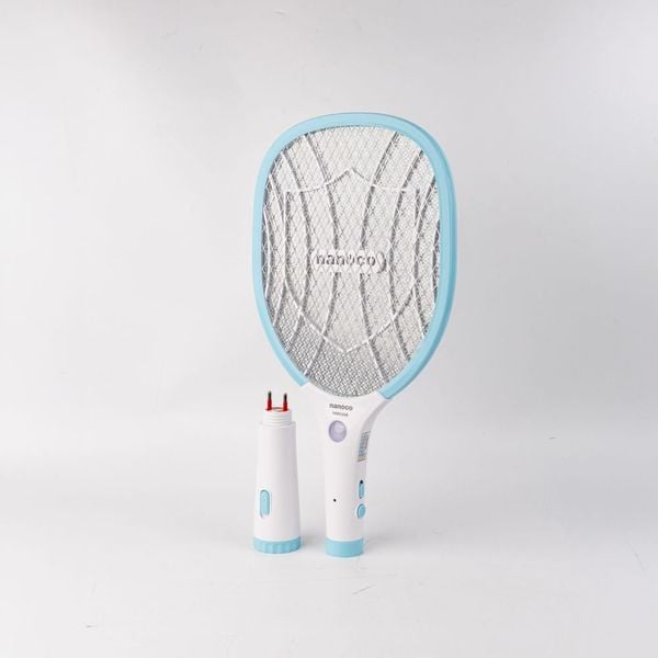 Vợt muỗi Nanoco NMR106B - Xanh dương tích hợp đèn pin tháo rời