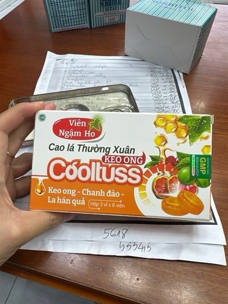  Viên ngậm ho cao lá Thường Xuân cooltus keo ong hộp 3 vỉ x 8 viên 