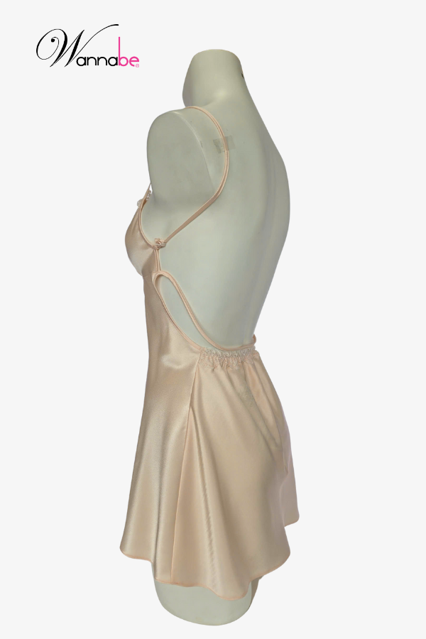 dam ngu lua wannabe dns51 vay ngu xe nguc cut out lung tha day ngang to diem lung tran nu tinh quyen ru cua ban gai