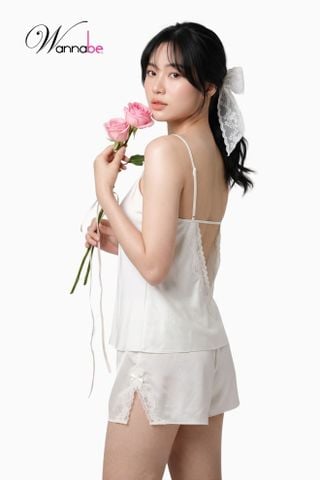 Đồ bộ mặc nhà phi lụa cao cấp WANNABE BSS39 đồ bộ quần sọt phối áo 2 dây lưng cut-out viền ren gợn sóng trẻ trung quyến rũ