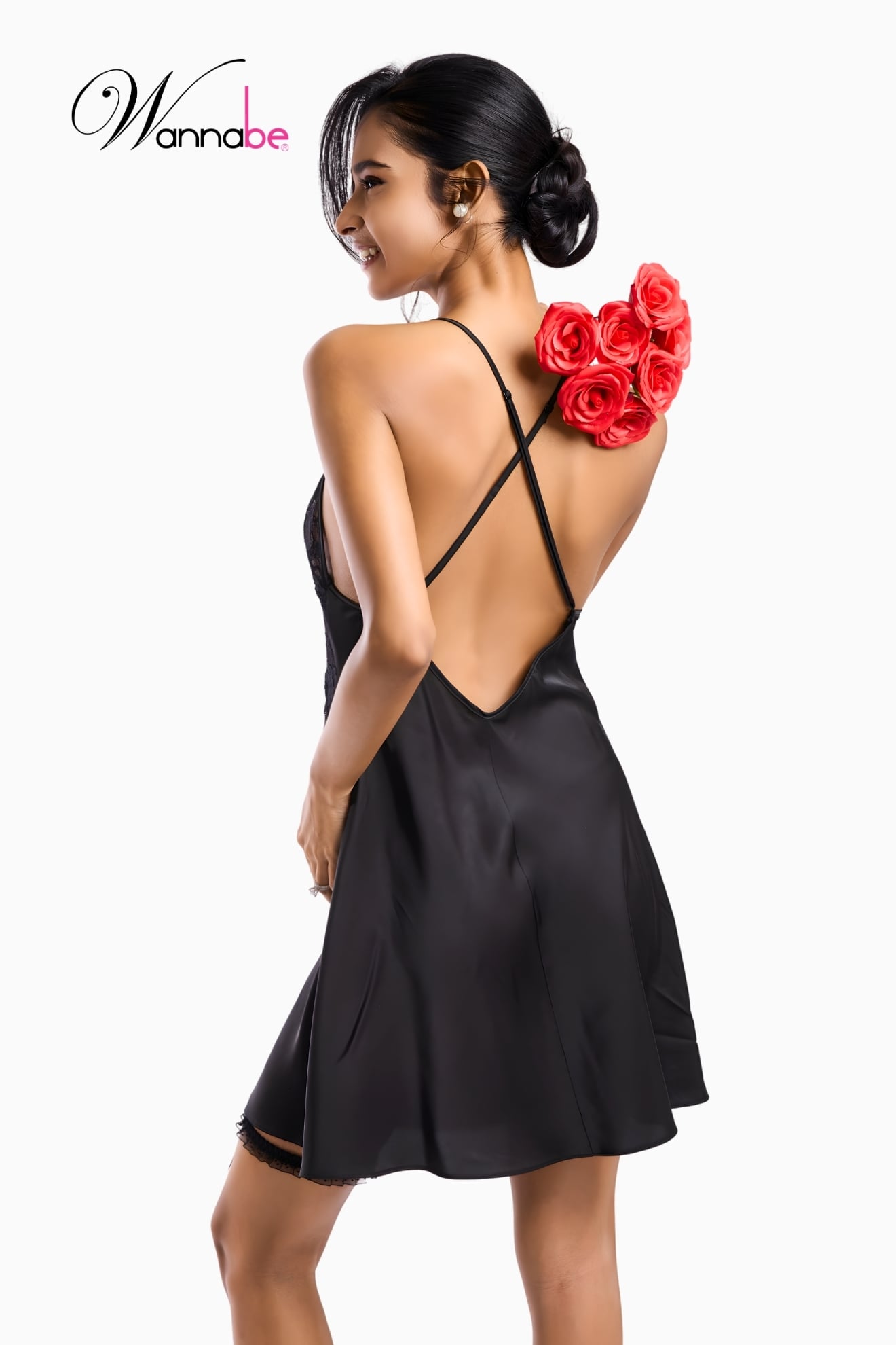 vay ngu lua co dau phoi ren co v sau wannabe dam ngu bridal cao cap cho co dau dem tan hon dnr02