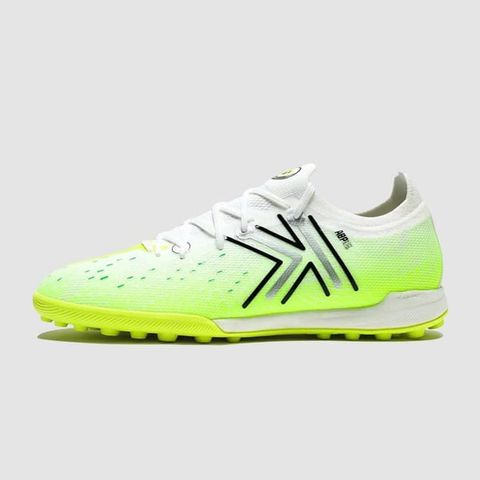 Giày đá bóng cỏ nhân tạo Kelme 5.0 TF - White/Green 9521ZX1324-105