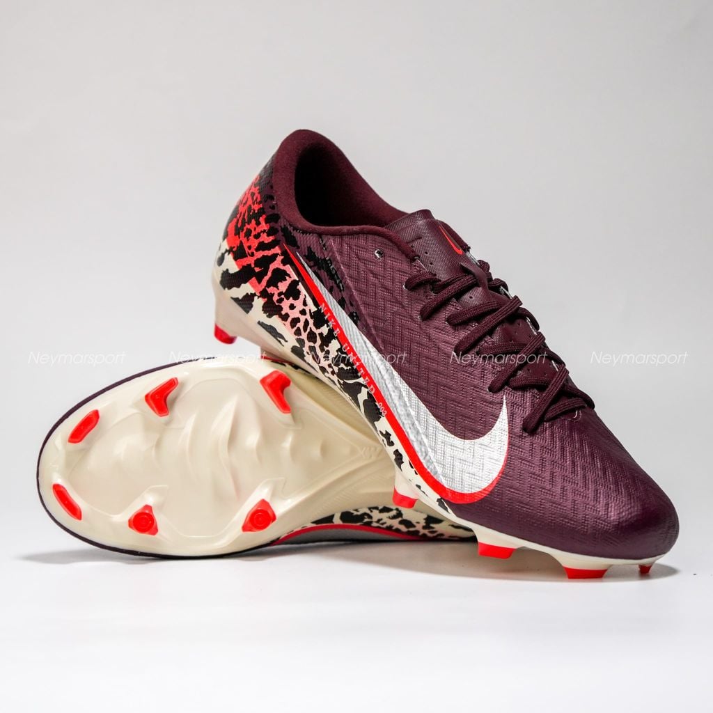 Giày đá bóng cỏ tự nhiên Nike Air Zoom Mercurial Vapor 16 Academy MG United - Burgundy Crush/Metallic Silver/Universal Red/Fossil IO8443-661