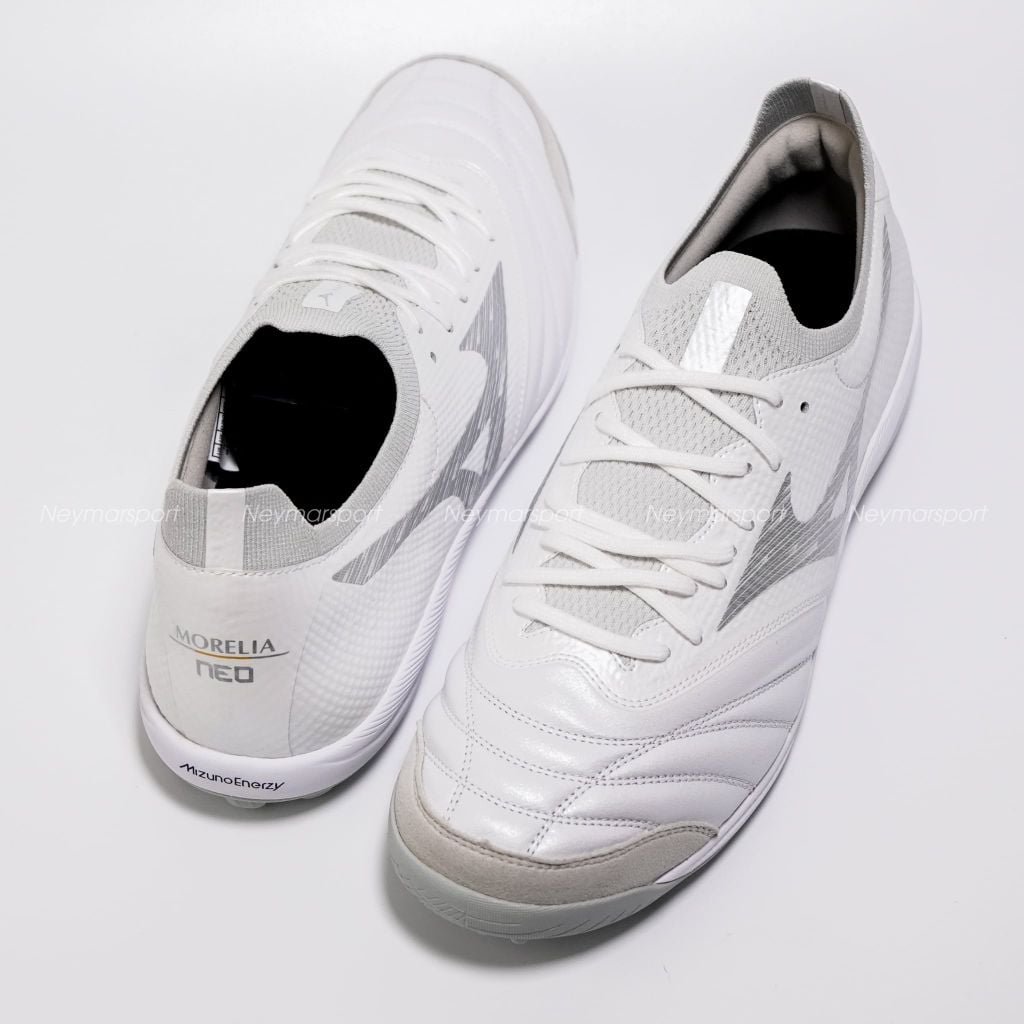 Giày đá bóng cỏ nhân tạo Mizuno Morelia Neo Sala Beta Made in Japan TF - White/Galaxy Silver version 2026 Q1GB269009