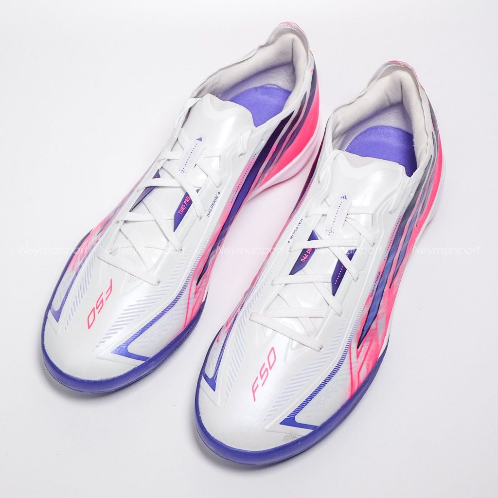 Giày đá bóng cỏ nhân tạo Adidas F50 Hyperfast Pro TF Chaos vs Control - Footwear white/Solar Purple/Solar Turbo KJ6092