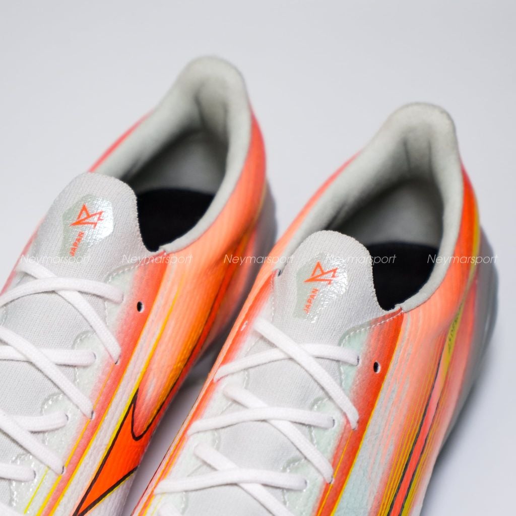Giày đá bóng cỏ tự nhiên Mizuno Alpha III Made in Japan FG Prism White - White/Lava Orange/Evening Primrose P1GA266054