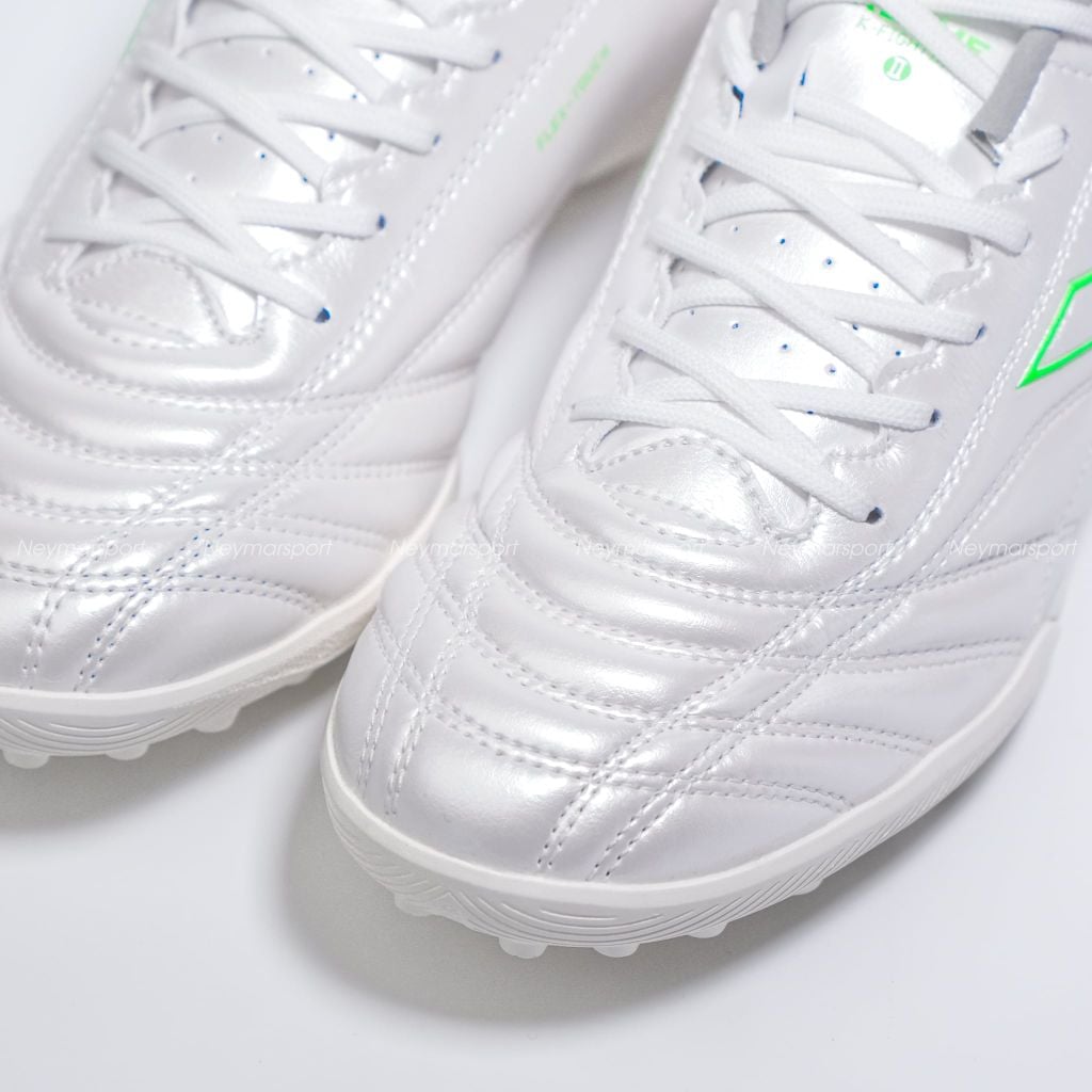 Giày đá bóng cỏ nhân tạo Kelme K-Fighting - White/Fresh Green 8621ZX1474-170