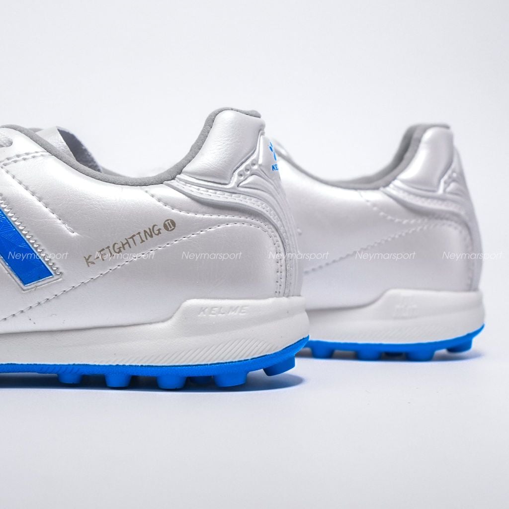 Giày đá bóng cỏ nhân tạo Kelme K-Fighting - White/Blue 8621ZX1474-162