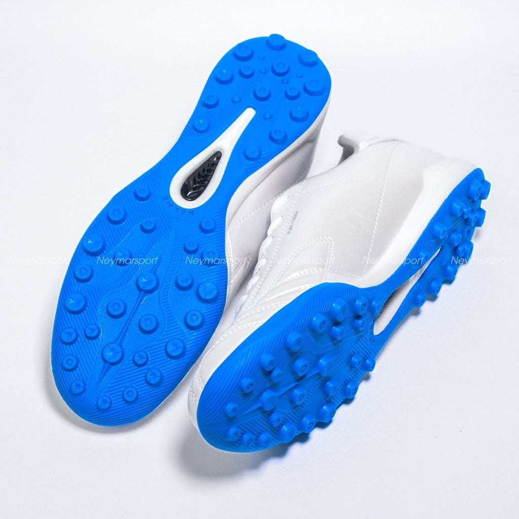 Giày đá bóng cỏ nhân tạo Kelme K-Fighting - White/Blue 8621ZX1474-162