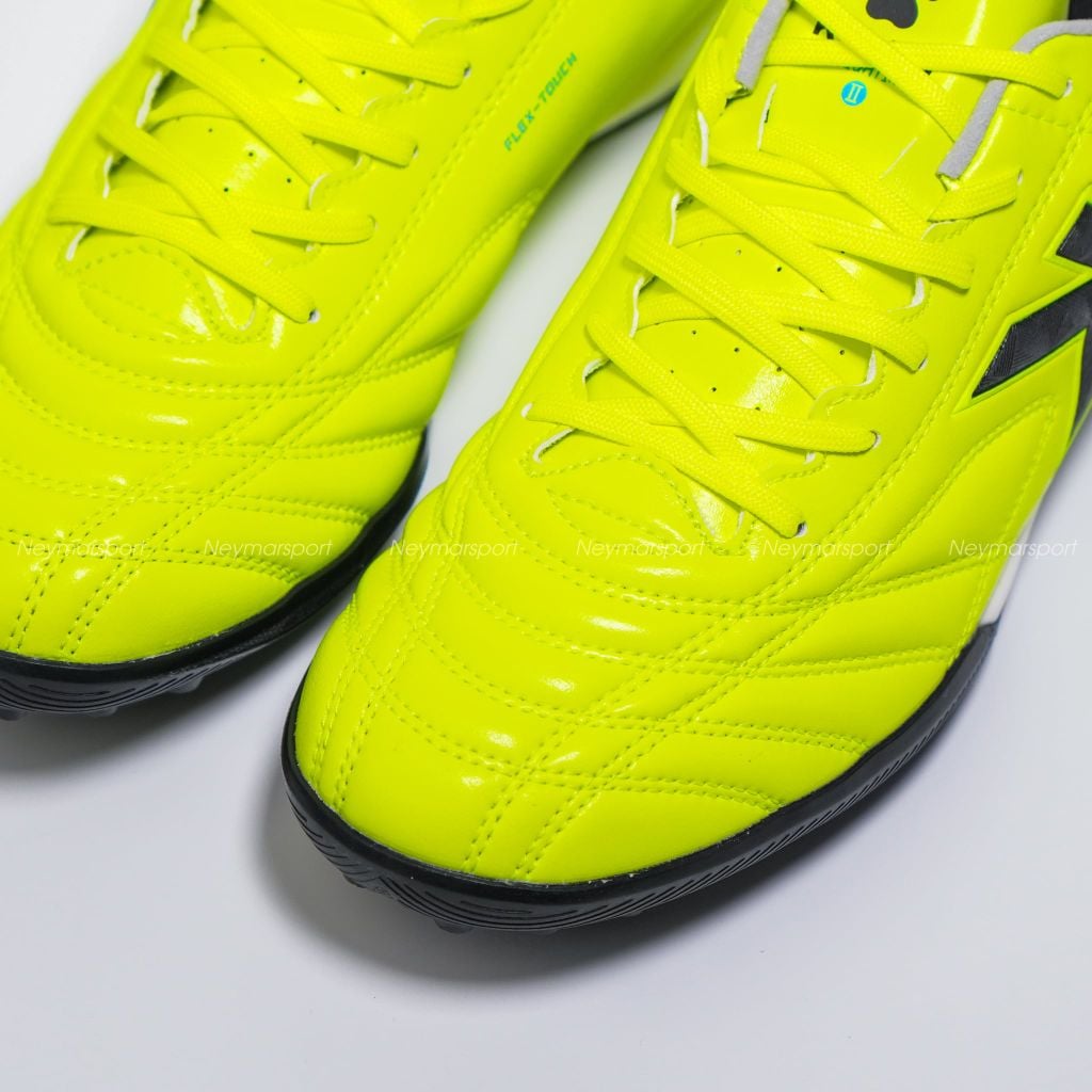 Giày đá bóng cỏ nhân tạo Kelme K-Fighting - Neon Yellow 8621ZX1474-905