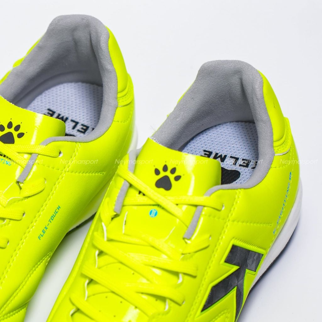 Giày đá bóng cỏ nhân tạo Kelme K-Fighting - Neon Yellow 8621ZX1474-905
