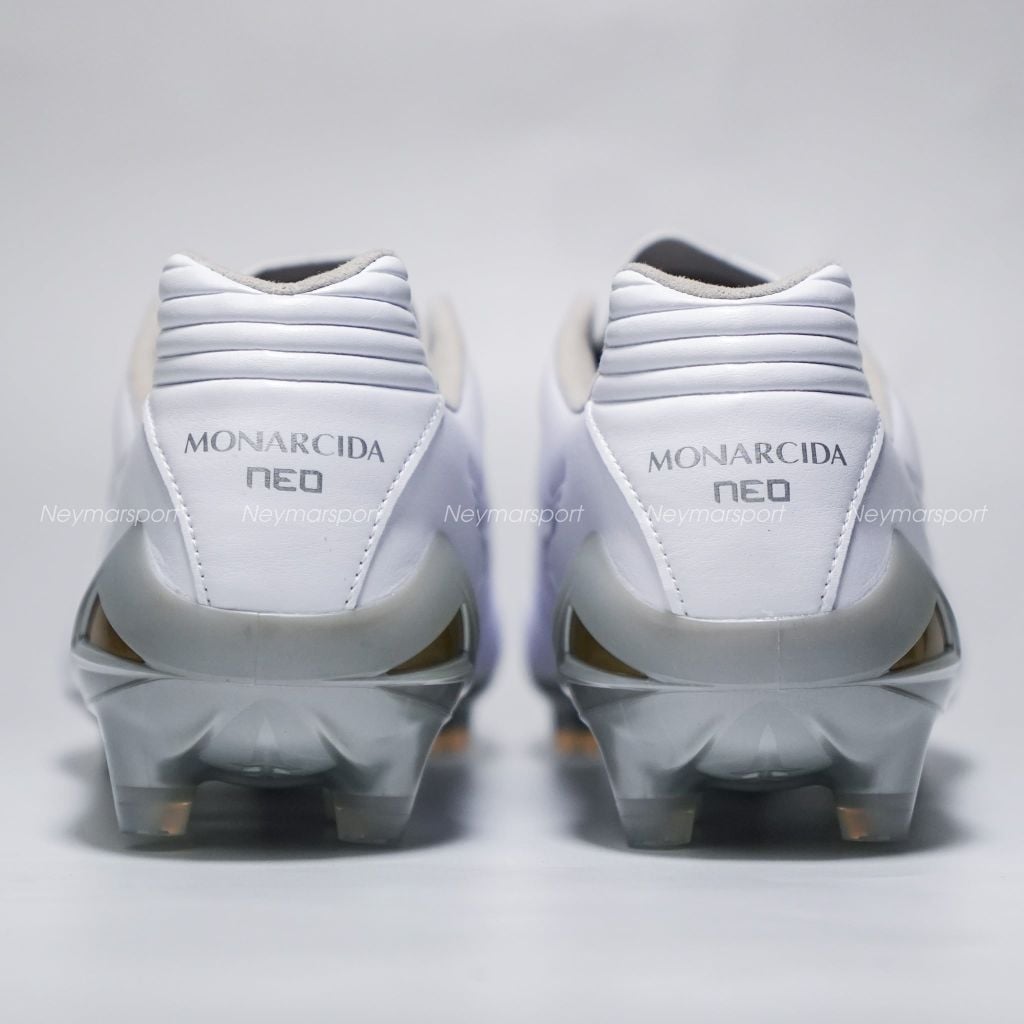 Giày đá bóng cỏ tự nhiên Mizuno Monarcida Neo III PRO FG - White/Silver P1GA262204