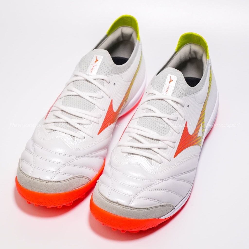 Giày đá bóng cỏ nhân tạo Mizuno Morelia Sala Beta Japan TF Prism White - White/Evening Primrose/Lava Orange Q1GB269054