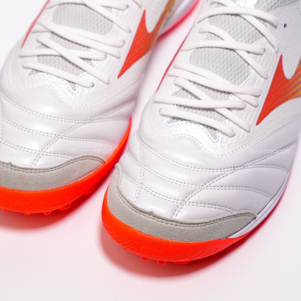Giày đá bóng cỏ nhân tạo Mizuno Morelia Sala Beta Japan TF Prism White - White/Evening Primrose/Lava Orange Q1GB269054