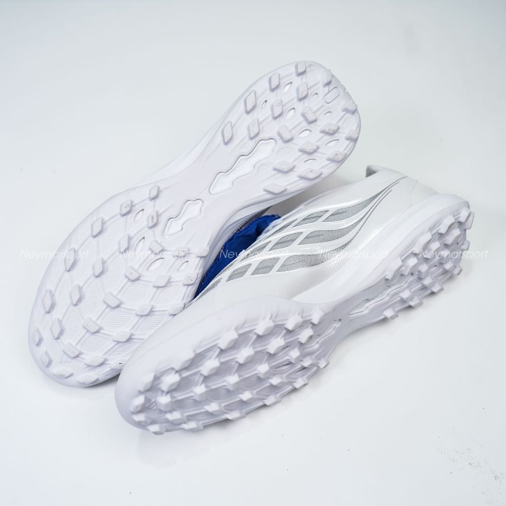 Giày đá bóng cỏ nhân tạo adidas Predator League Fold-over Tongue TF Jude Bellingham - White/Sliver JS4853