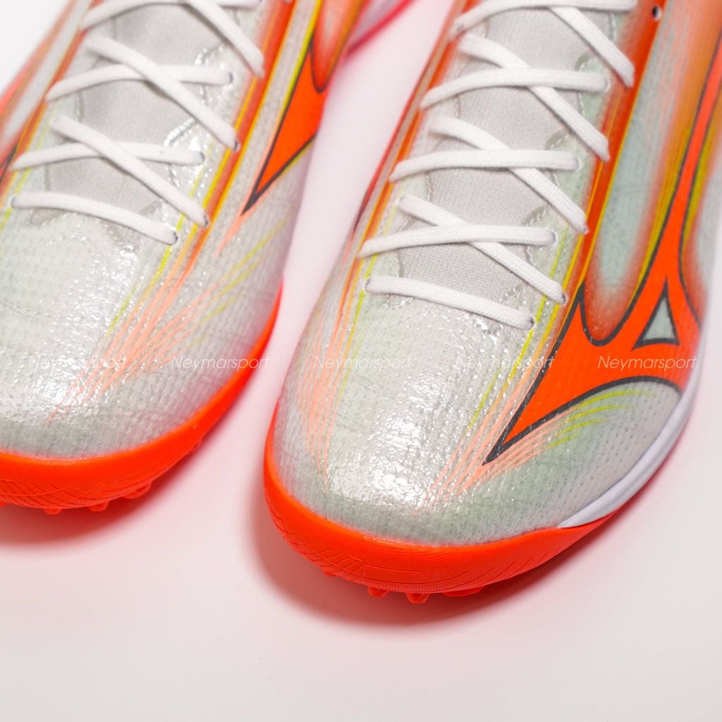 Giày đá bóng cỏ nhân tạo Mizuno Alpha III ELITE TF Prism White - White/Lava Orange/Evening Primrose P1GD266254