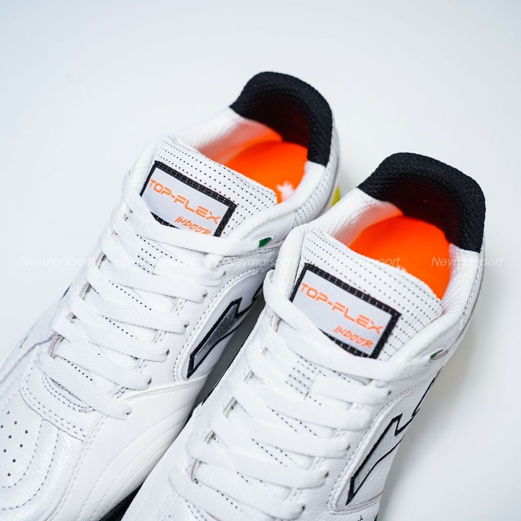 Giày đá bóng Cỏ nhân tạo Joma Top Flex 2602 - White/Black TOPS2602TF