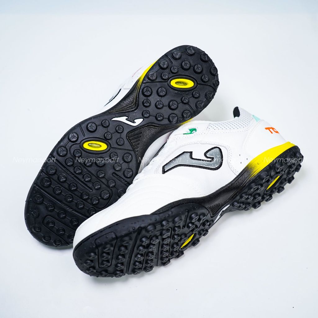 Giày đá bóng Cỏ nhân tạo Joma Top Flex 2602 - White/Black TOPS2602TF