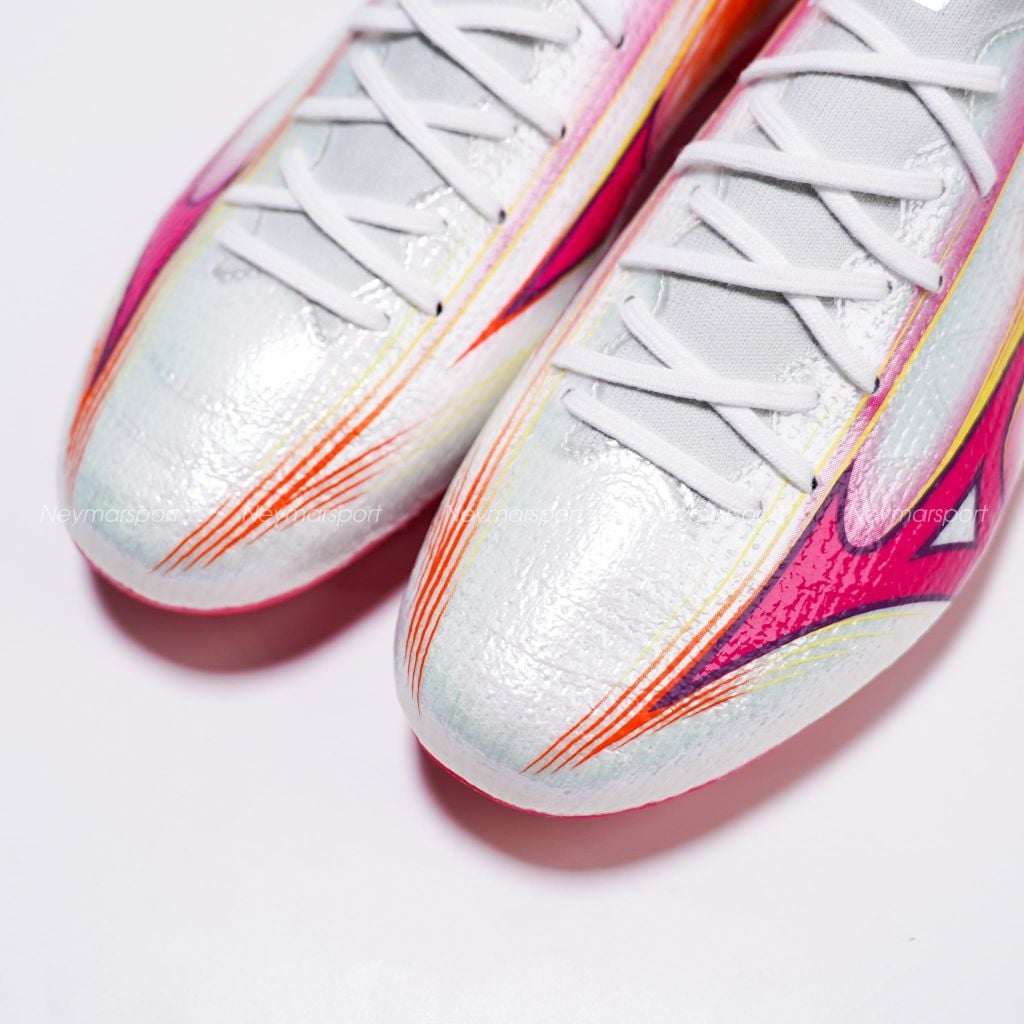 Giày đá bóng cỏ tự nhiên Mizuno Alpha III Elite FG Blazing Flair - White/Fuchsia Purple P1GA266264