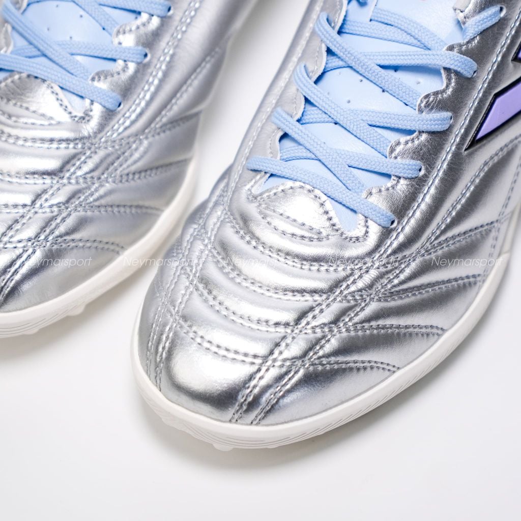 Giày đá bóng cỏ nhân tạo Kelme K-Fighting - Silver 8621ZX1474-900