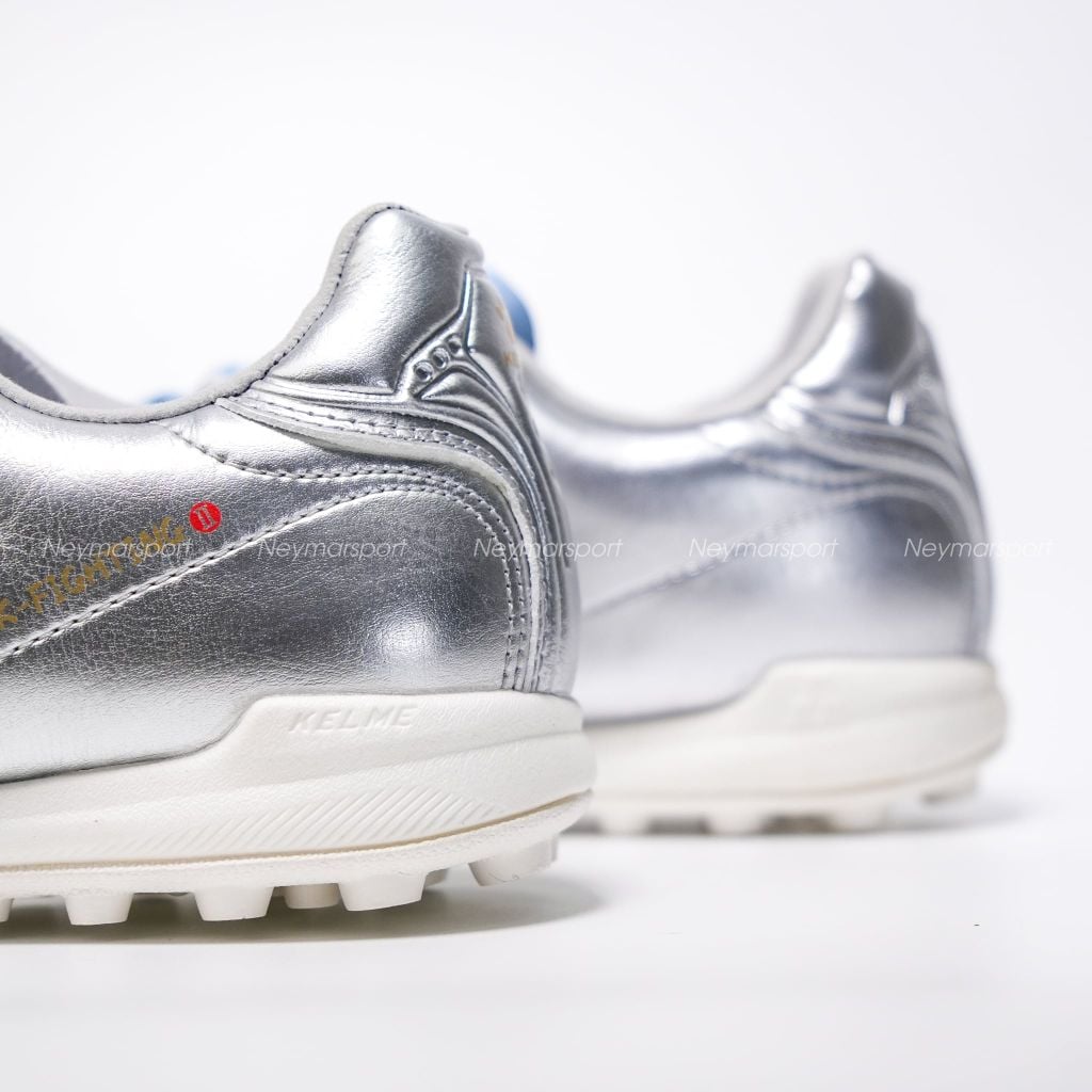 Giày đá bóng cỏ nhân tạo Kelme K-Fighting - Silver 8621ZX1474-900