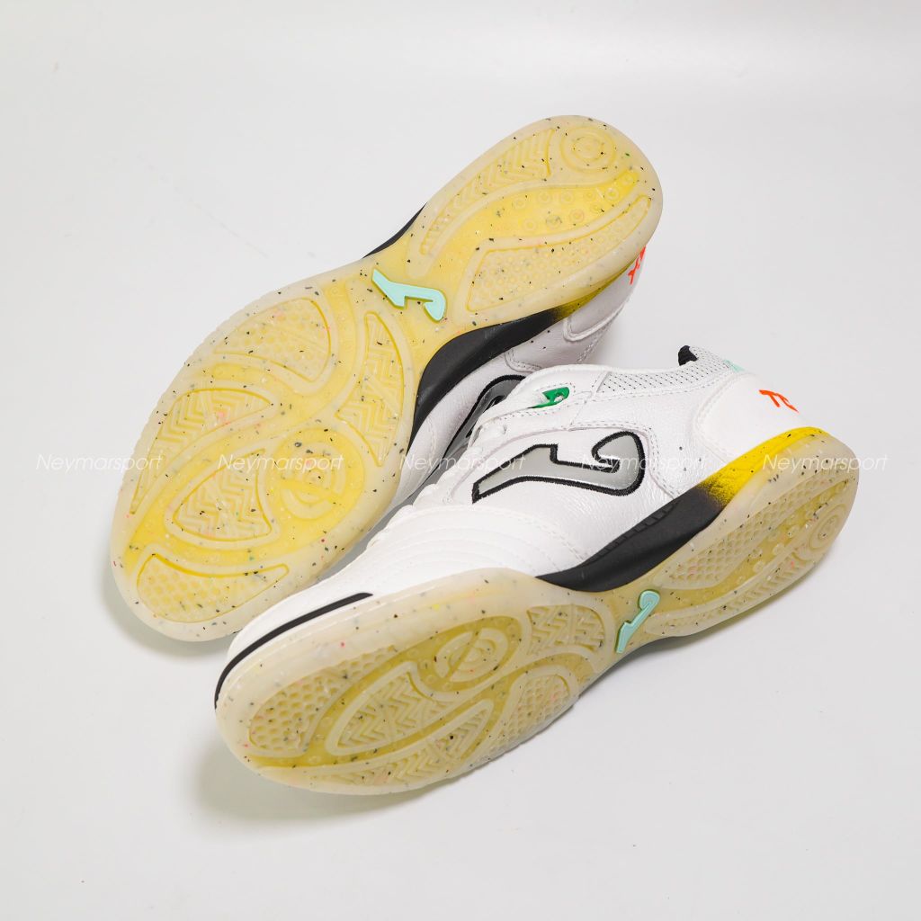 Giày đá bóng Futsal Joma Top Flex 2602 IN - White/Black TOPS2602IN