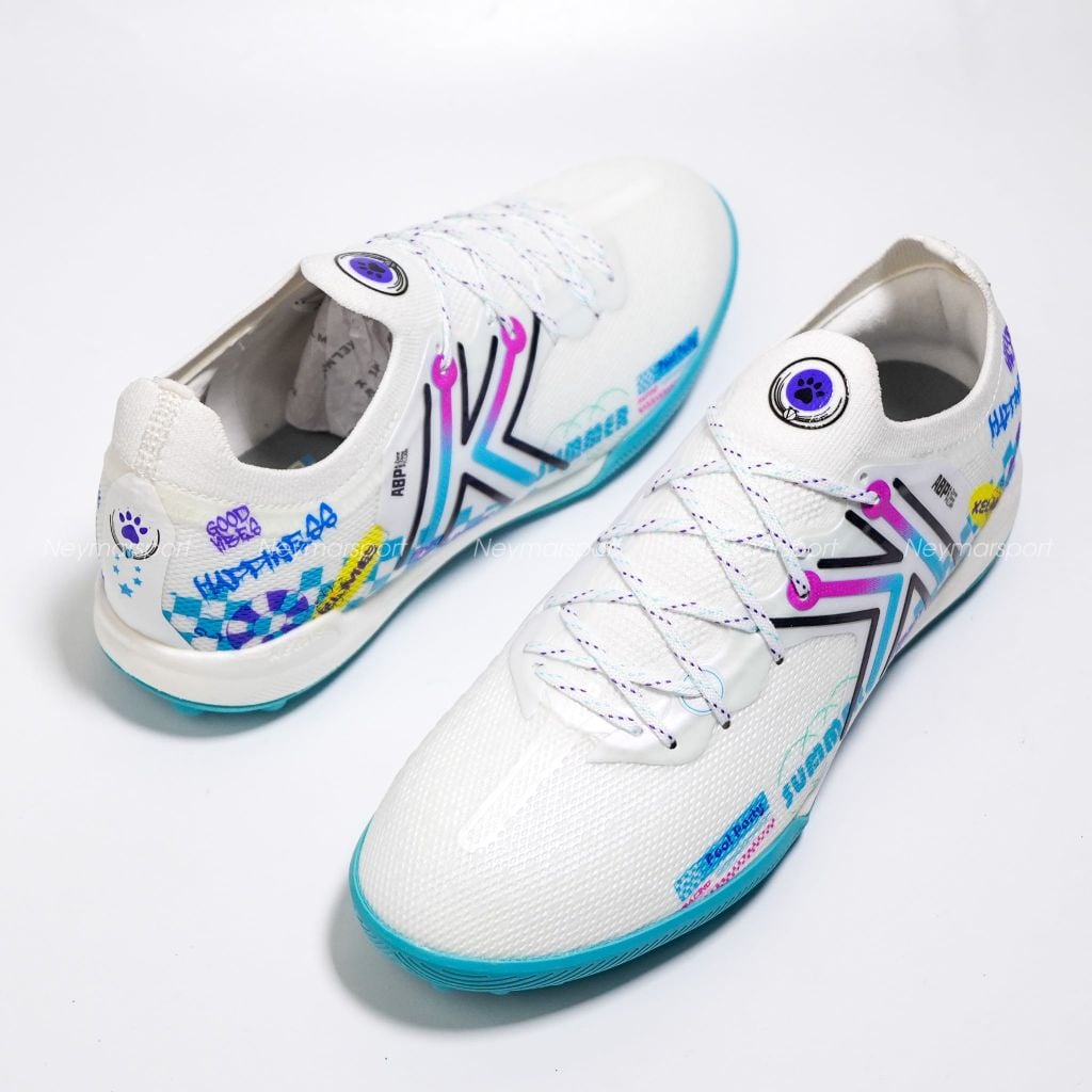 Giày đá bóng cỏ nhân tạo Kelme 5.0 TF - White/Royal Blue 9521ZX1324-104