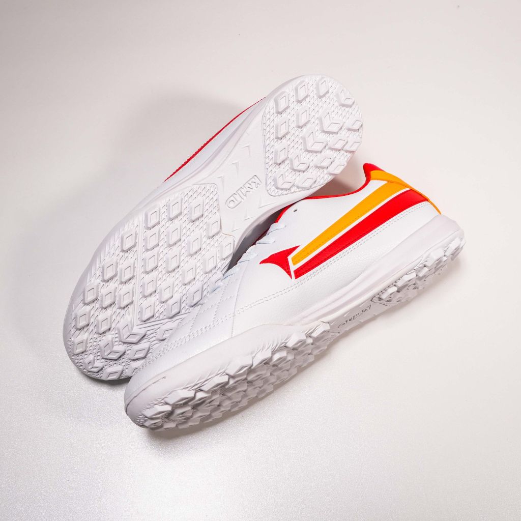 Giày đá bóng cỏ nhân tạo Kamito Artista Pro TF - White/Red/Orange KMTF240355