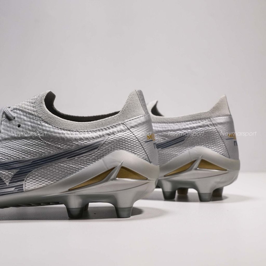 Giày đá bóng cỏ tự nhiên Mizuno Morelia Neo IV Beta Elite FG Platinum Silver - Galaxy Silver/Cool Gray P1GA254204