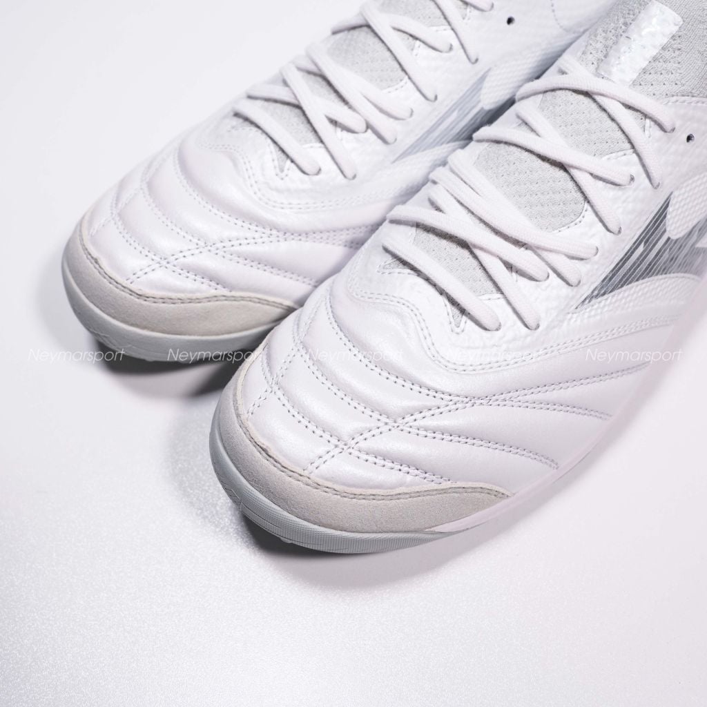 Giày đá bóng cỏ nhân tạo Mizuno Morelia Neo Sala Beta Made in Japan TF - White Limited Edition Q1GB254009