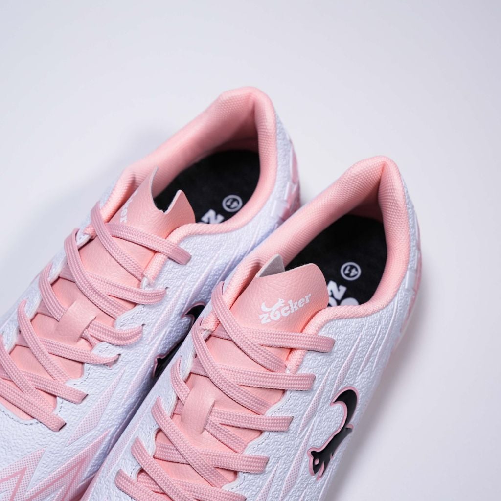 Giày đá bóng cỏ nhân tạo Zocker Inspire Pro Gen 2 - White/Pink SNS-009