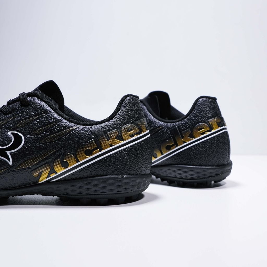 Giày đá bóng cỏ nhân tạo Zocker Inspire Pro Gen 2 - Black/Gold SNS-009