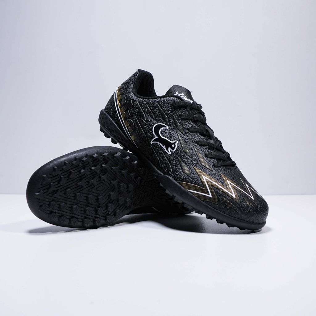 Giày đá bóng cỏ nhân tạo Zocker Inspire Pro Gen 2 - Black/Gold SNS-009