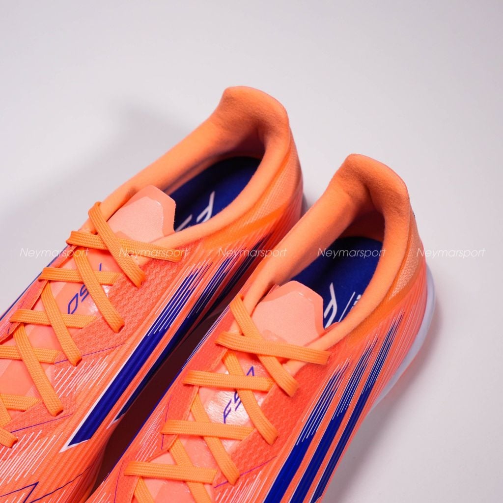 Giày đá bóng cỏ nhân tạo adidas F50 League TF Coral Blaze - Beam Orange/Lucid Blue/Footwear White JH7723