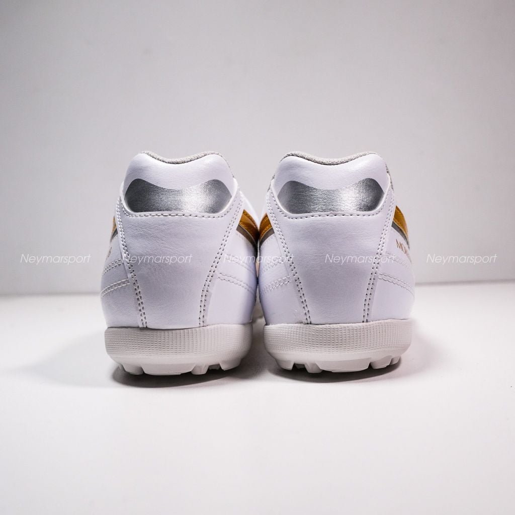 Giày đá bóng cỏ nhân tạo Mizuno Morelia II Club AS TF - White/Gold P1GD260850