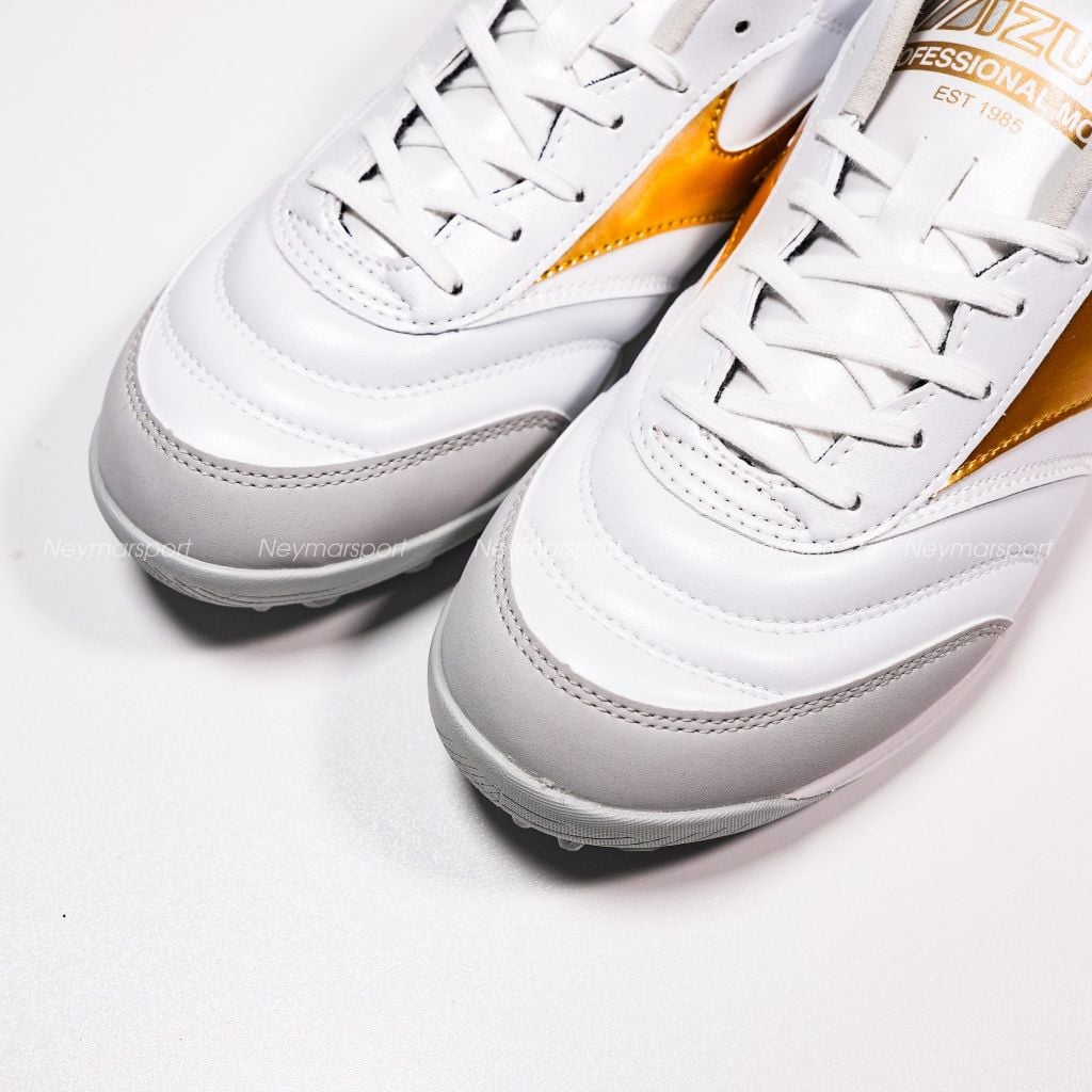 Giày đá bóng cỏ nhân tạo Mizuno Morelia Sala Pro AS TF - White/Gold Q1GB261350