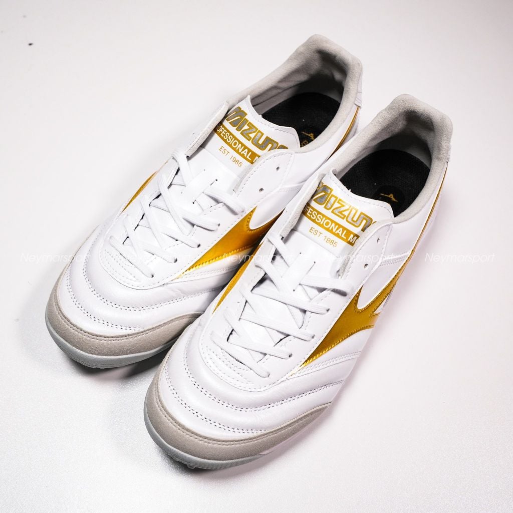 Giày đá bóng cỏ nhân tạo Mizuno Morelia Sala Elite AS TF - White/Gold Q1GB261250