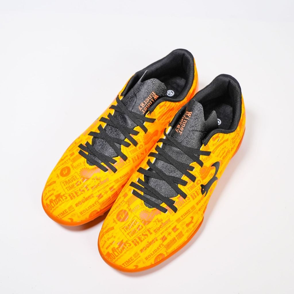 Giày đá bóng cỏ nhân tạo Zocker Winner Energy - Orange/Black SNS-008-OR