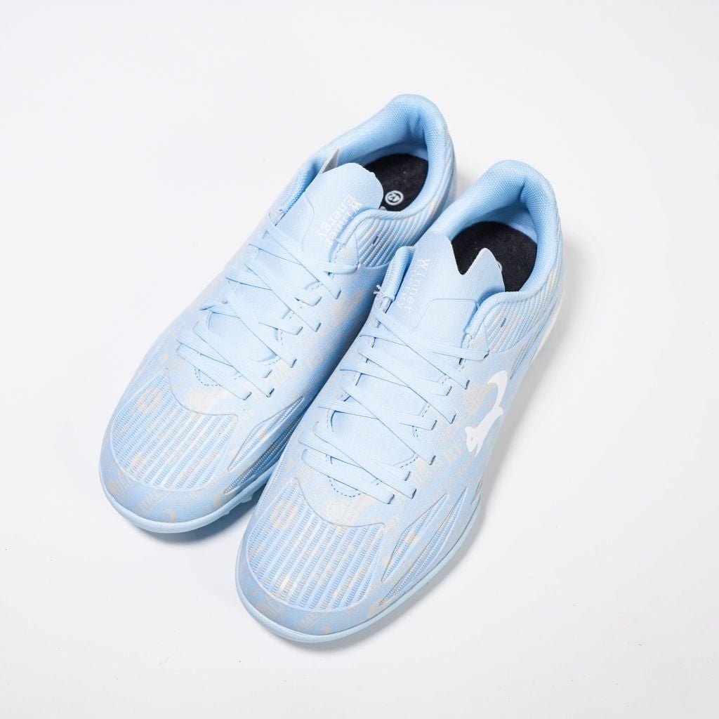 Giày đá bóng cỏ nhân tạo Zocker Winner Energy - Light Blue/White SNS-008-LB