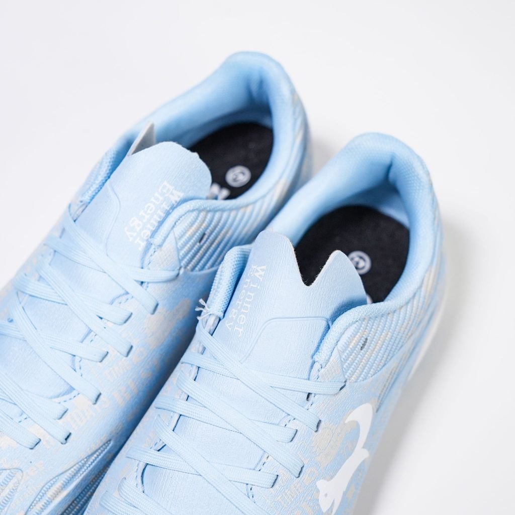 Giày đá bóng cỏ nhân tạo Zocker Winner Energy - Light Blue/White SNS-008-LB